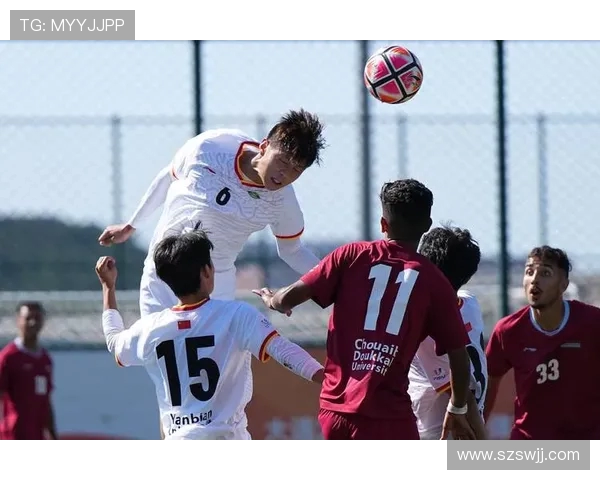 足球比赛中的空中对抗与头球技巧